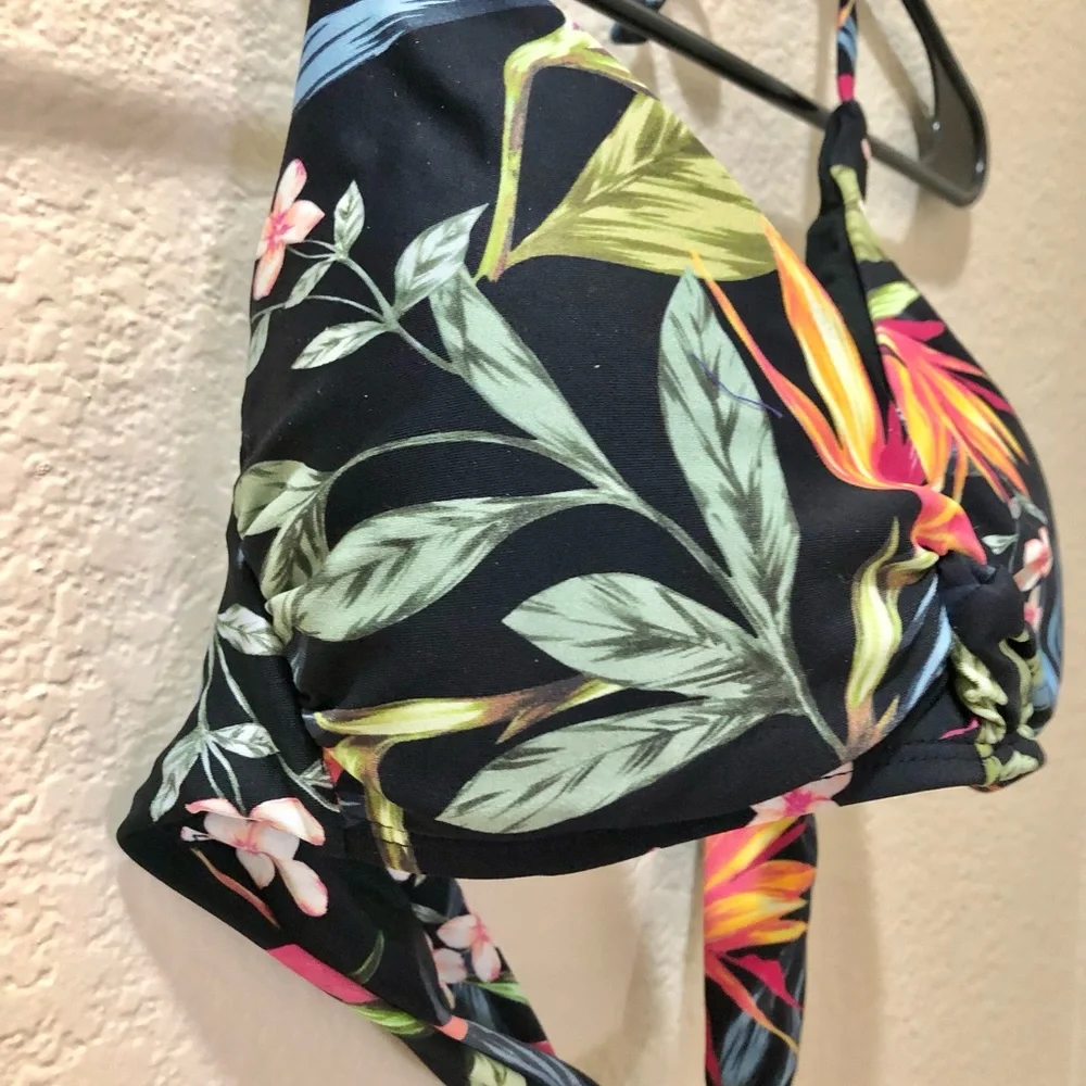 Kona Sol Black Tropical Floral Birds of Paradise Swim Top - Picture 3 of 3